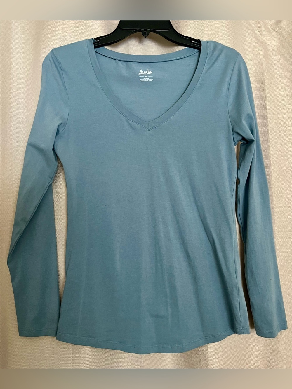 Aveto Blue V-Neck Long Sleeve Stretch Cotton Top Size Medium